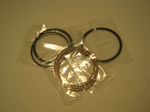 Suzuki Carry Mini Truck Piston Ring Set DB52T Standard 