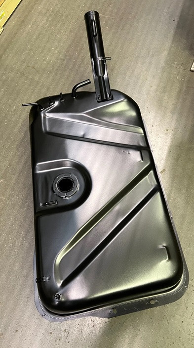 Suzuki Carry Mini Truck Fuel/Gas Tank DD51T DC51T F6A-Engine