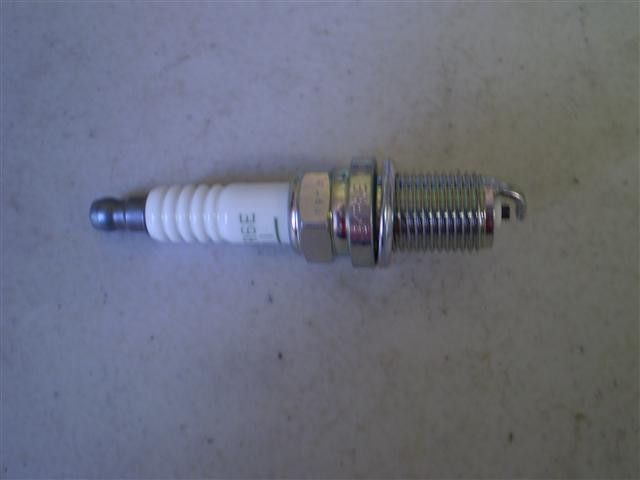 Subaru Sambar Mini Truck Spark Plug